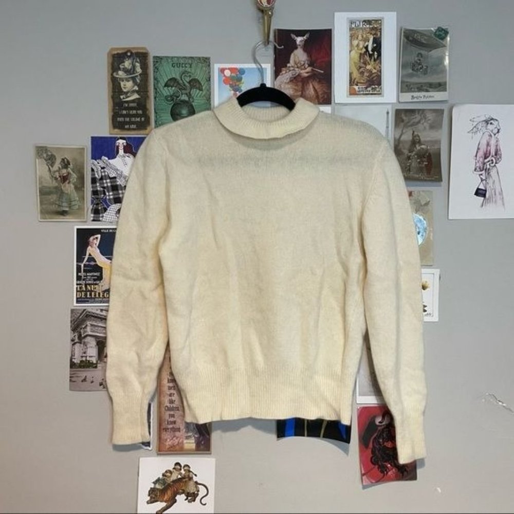 VINTAGE EVAN PICONE LAMBSWOOL ANGORA RUFFLE MOCK NECK CREAM SWEATER M